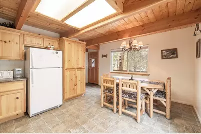 143 Santa Barbara, Sugarloaf, CA 92386 - Photo 7