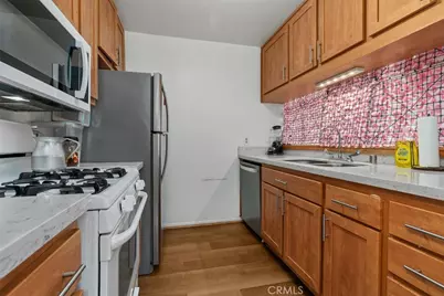 1001 W Stevens Avenue, Santa Ana, CA 92707 - Photo 11