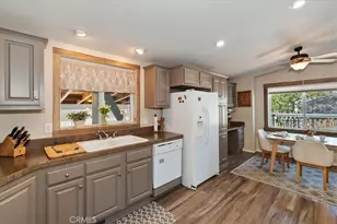 391 Montclair Dr, Big Bear City, CA 92314 - Photo 15