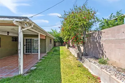 450 W Cromwell, Rialto, CA 92376 - Photo 31