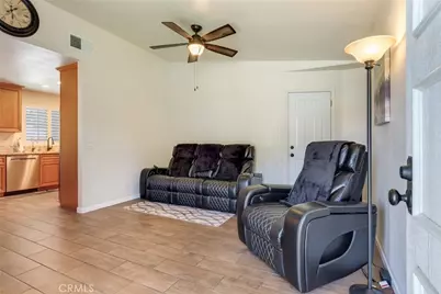 3198 Bexfield Court, Riverside, CA 92503 - Photo 5