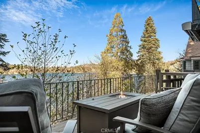 28906 Palisades Drive, Lake Arrowhead, CA 92352 - Photo 3
