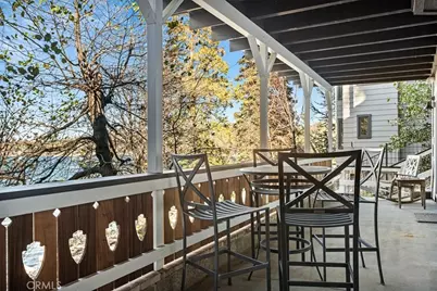 28906 Palisades Drive, Lake Arrowhead, CA 92352 - Photo 35