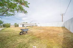 11020 Viento Pl, Apple Valley, CA 92308 - Photo 49