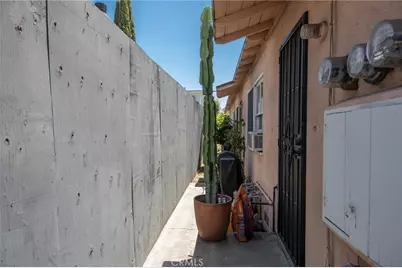 5238 Hermitage, Valley Village, CA 91607 - Photo 25