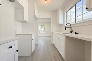 10346 Kalmia St, Los Angeles, CA 90002 - Photo 9