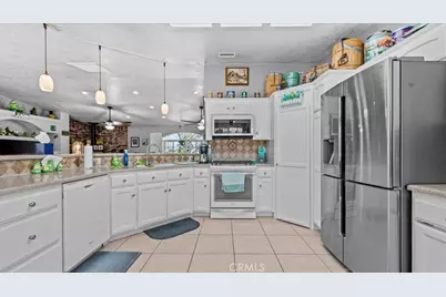 9475 Central, Apple Valley, CA 92308 - Photo 11