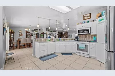 9475 Central, Apple Valley, CA 92308 - Photo 13