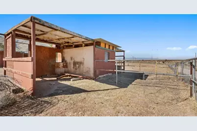 9475 Central, Apple Valley, CA 92308 - Photo 35