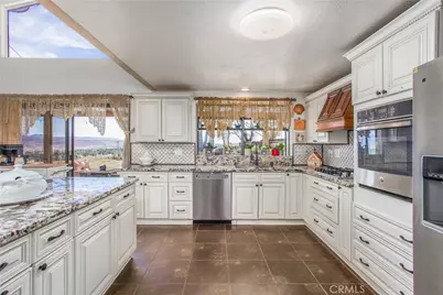 435 W Indian School, Banning, CA 92220 - Photo 17
