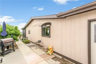 10095 Chisholm Trail, Cherry Valley, CA 92223 - Photo 35
