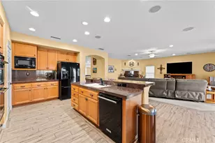 38256 Wild Poppy, Yucaipa, CA 92399 - Photo 5