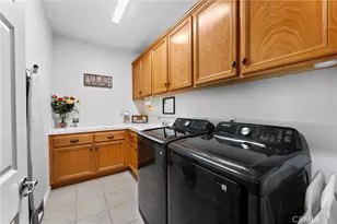 38256 Wild Poppy, Yucaipa, CA 92399 - Photo 37