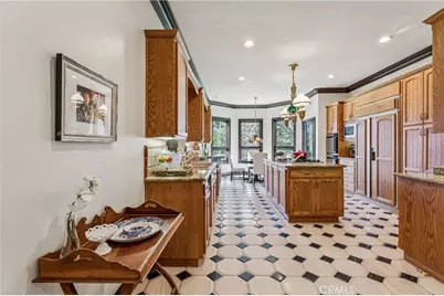 747 Brentwood, Lake Arrowhead, CA 92352 - Photo 9