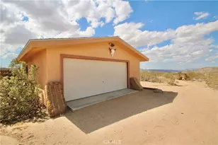 1910 Artesia Ave, Landers, CA 92285 - Photo 15