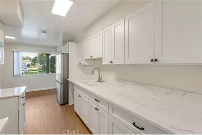 2011 W Katella, Anaheim, CA 92804 - Photo 11