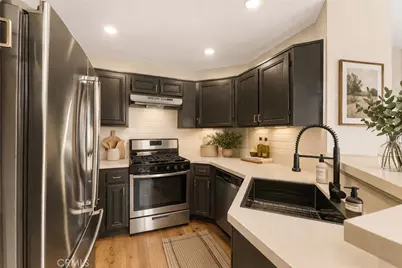 2588 Avenida Del Vista #J202, Corona, CA 92882 - Photo 3