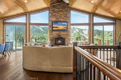 43565 Wolf, Big Bear Lake, CA 92315 - Photo 3