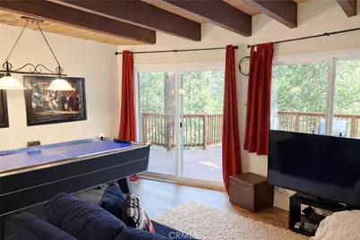 27334 Pinewood Drive, Lake Arrowhead, CA 92352 - Photo 9