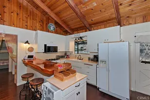 2452 Spring, Running Springs, CA 92382 - Photo 13