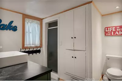 230 Hemlock Drive, Lake Arrowhead, CA 92352 - Photo 23