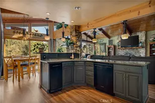 24205 San Moritz Dr, Crestline, CA 92325 - Photo 5