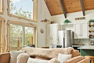 1452 Golden Rule, Lake Arrowhead, CA 92352 - Photo 3