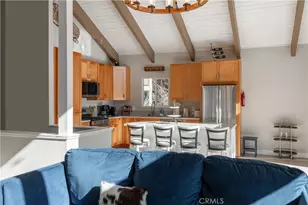 43911 Yosemite Dr, Big Bear Lake, CA 92315 - Photo 9