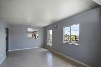 7916 S Central, Los Angeles, CA 90001 - Photo 17