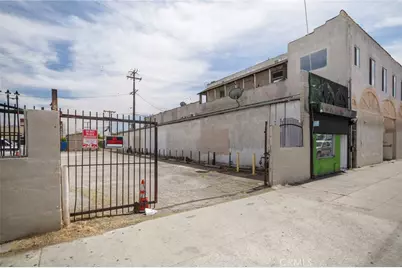 7916 S Central, Los Angeles, CA 90001 - Photo 7
