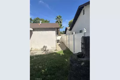 1161 Blue Ridge Lane, Colton, CA 92324 - Photo 25