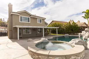 8352 Clover Creek Rd, Riverside, CA 92508 - Photo 35