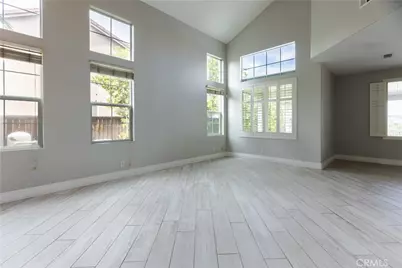 8352 Clover Creek Road, Riverside, CA 92508 - Photo 5