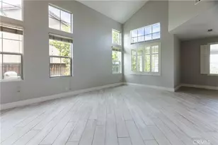 8352 Clover Creek Rd, Riverside, CA 92508 - Photo 5