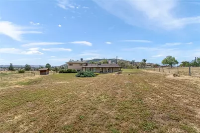 10207 Juniper Avenue, Yucaipa, CA 92399 - Photo 57