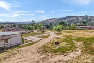 10207 Juniper Ave, Yucaipa, CA 92399 - Photo 69