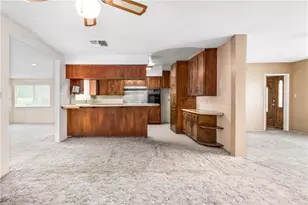 10207 Juniper Ave, Yucaipa, CA 92399 - Photo 17