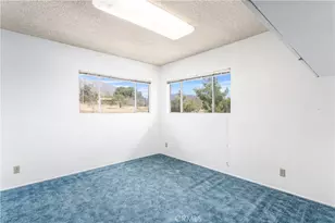 10207 Juniper Ave, Yucaipa, CA 92399 - Photo 45