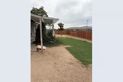 56527 Sunnyslope, Yucca Valley, CA 92284 - Photo 5