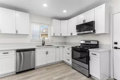 247 E Grant Street, Rialto, CA 92376 - Photo 9