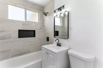 247 E Grant Street, Rialto, CA 92376 - Photo 21