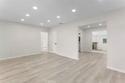 247 E Grant Street, Rialto, CA 92376 - Photo 7