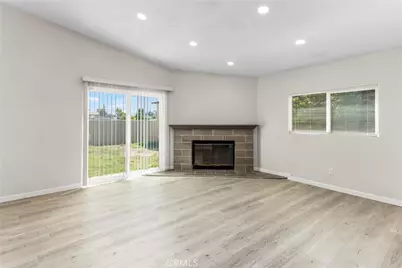 247 E Grant Street, Rialto, CA 92376 - Photo 15