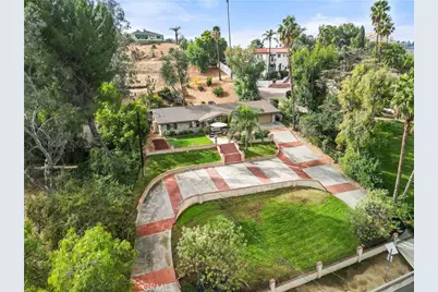 5051 Victoria Avenue, Riverside, CA 92506 - Photo 5