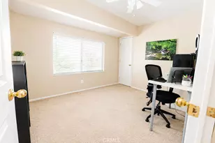 9057 Mandarin Ln, Riverside, CA 92508 - Photo 23