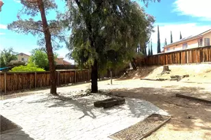 12433 Kokomo Cir, Victorville, CA 92392 - Photo 23