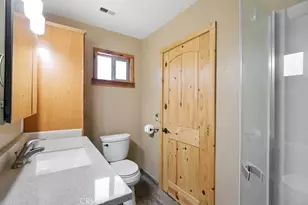 21645 Jobs Peak Rd, Cedarpines Park, CA 92322 - Photo 39