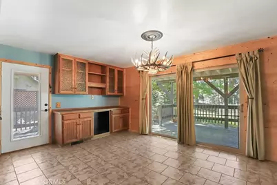 21645 Jobs Peak Road, Cedarpines Park, CA 92322 - Photo 11