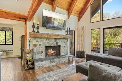 26489 Hillcrest, Lake Arrowhead, CA 92352 - Photo 9