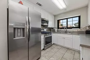 1071 Claire, Hemet, CA 92545 - Photo 7